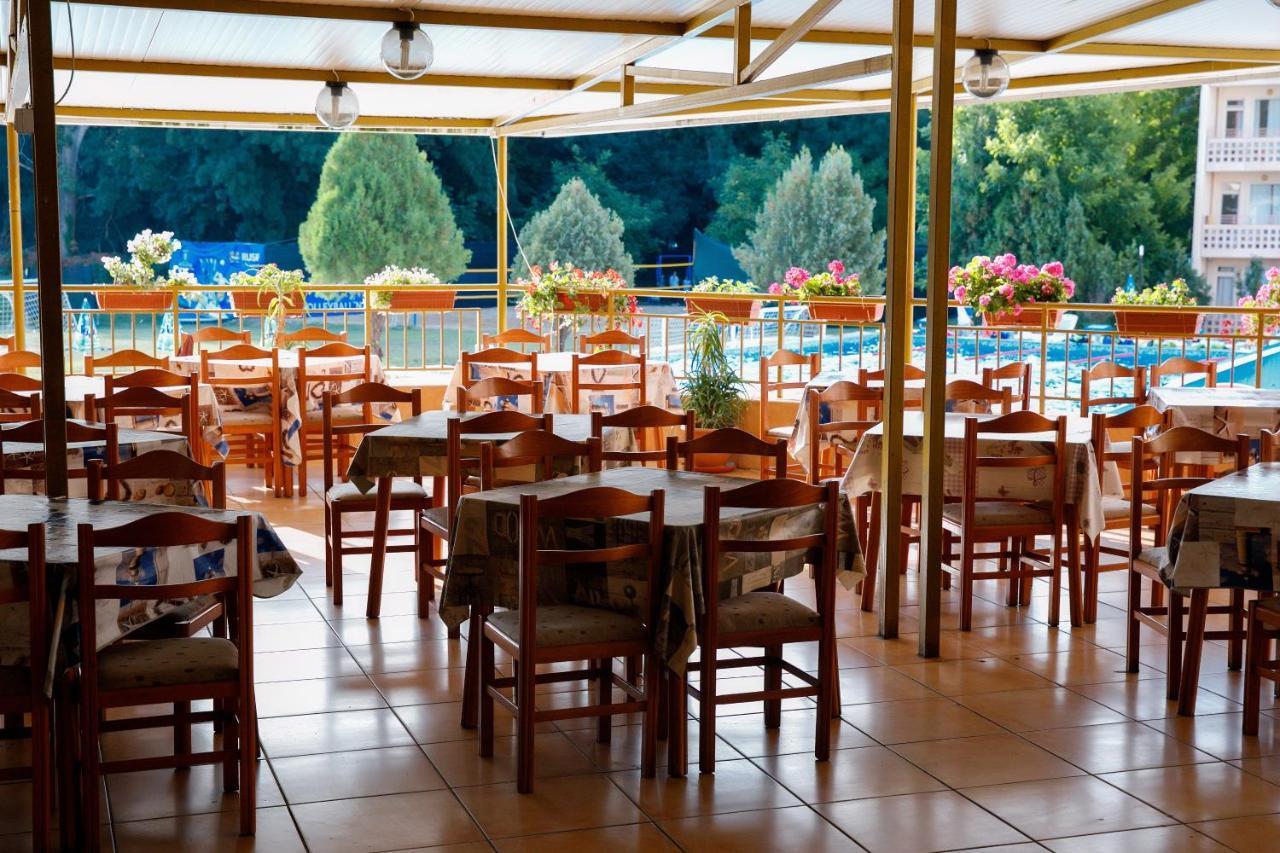 Hotel Green Park كيتن المظهر الخارجي الصورة